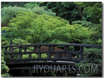 Footbridge in Japanese Garden, Portland, Oregon, USA