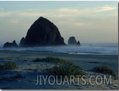 Haystack Rock, Cannon Beach, ORegon Coast, OR