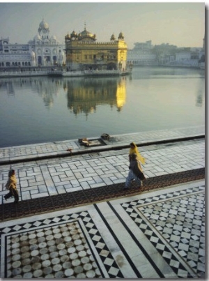 The Golden Temple, Holiest Shrine in the Sikh Religion, Amritsar, Punjab, India