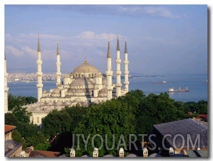 Sultan Ahmet Camii (Blue Mosque) and the Bosphorus Strait, Istanbul, Istanbul, Turkey