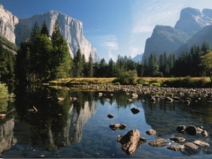 Valley View of El Capitan, Cathedral Rock, Merced River in Yosemite National Park, California, USA