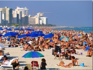 Crowds Sunbathing on South Beach on New Year