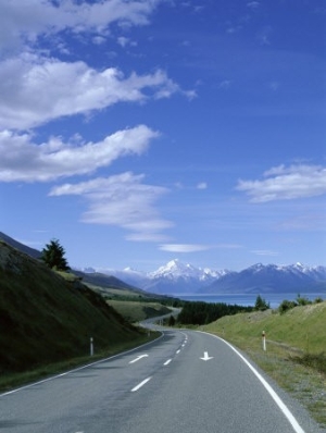 Road to Mount Cook, Mount Cook National Park, South Island, New Zealand
