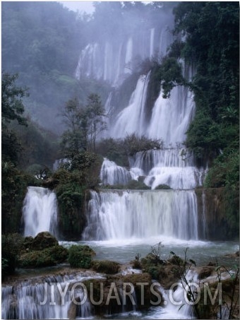 Nam Tok Thilawsu Waterfalls, Um Phang, Thailand